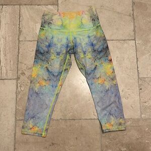Just Live multi-color capri workout leggings XS, EUC